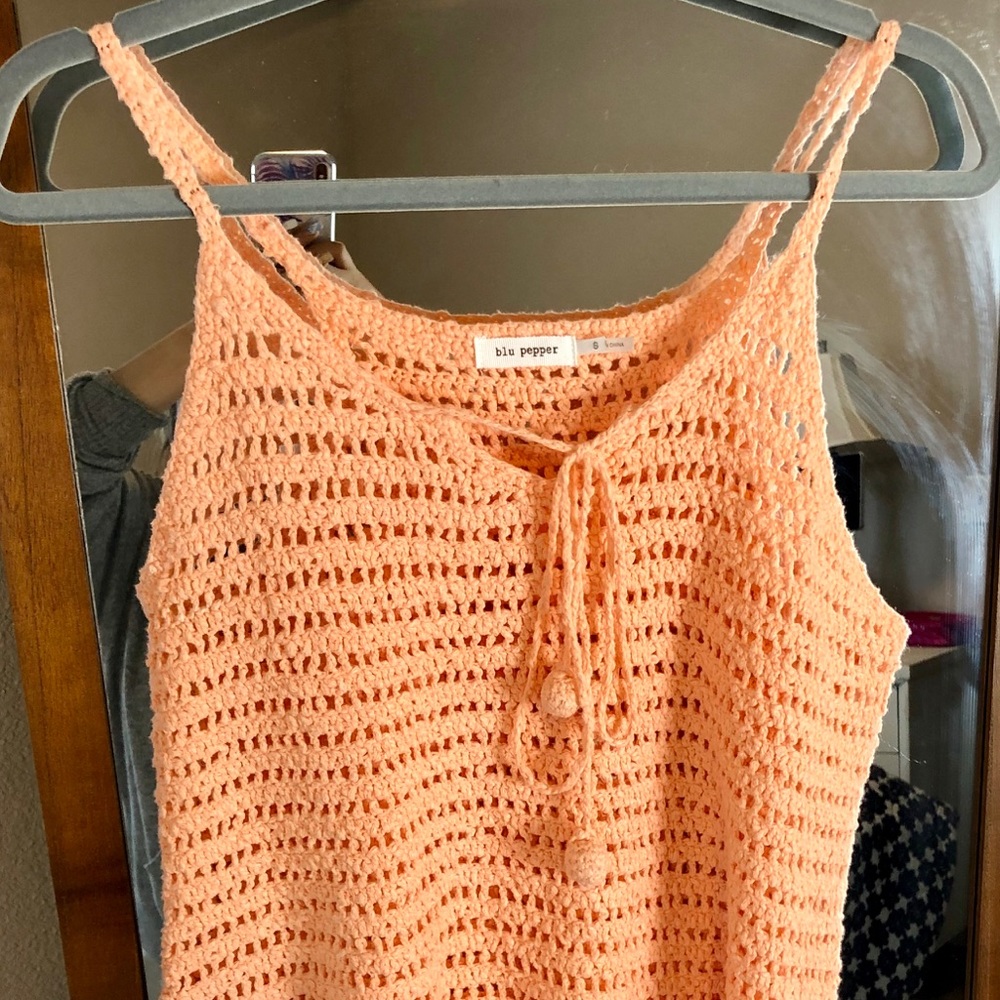 Coral knit crochet tank